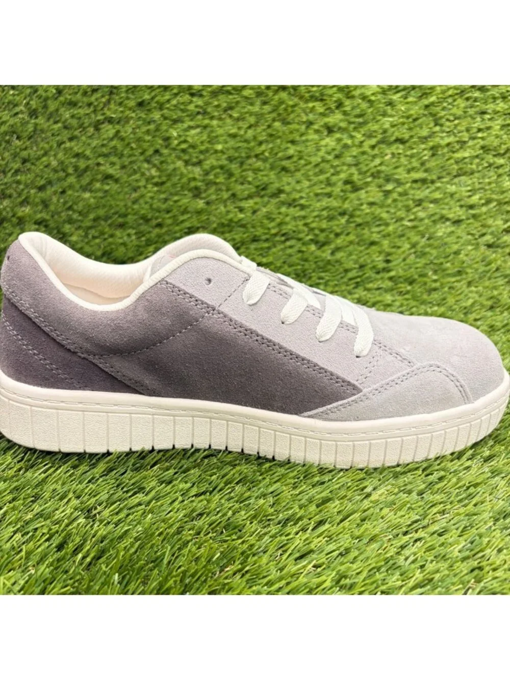 Airwalk Camino Womens Size 9 Gray White Suede Composite Toe Safety Work Shoes